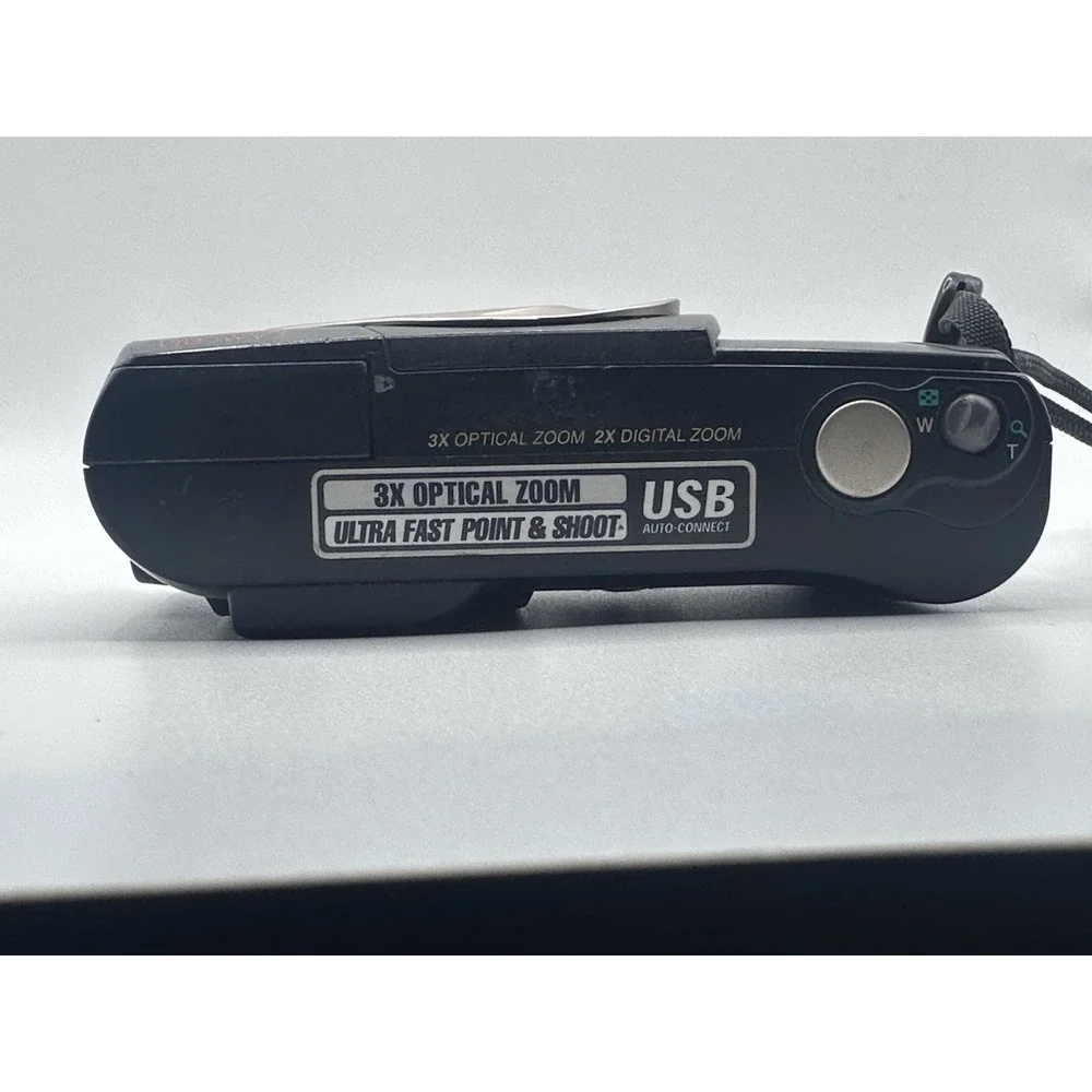 Olympus Camedia D-150 Zoom 1.3MP Digital Camera Untested For Parts / repair